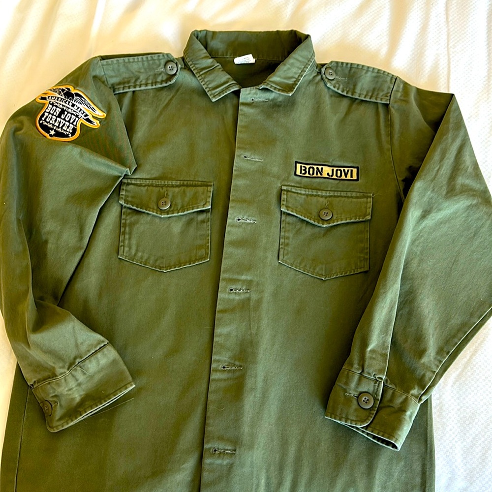 Military style olive green, Bon Jovi forever concert jacket. Size medium